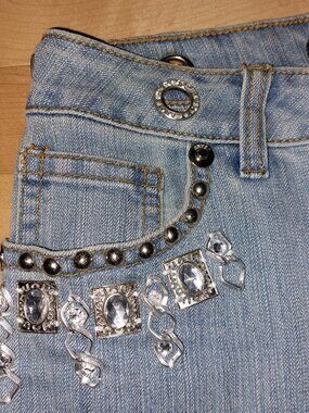 VNTG Boston Proper Rhinestone Embroidered Low Rise Bootcut Jeans Size 2 Bling